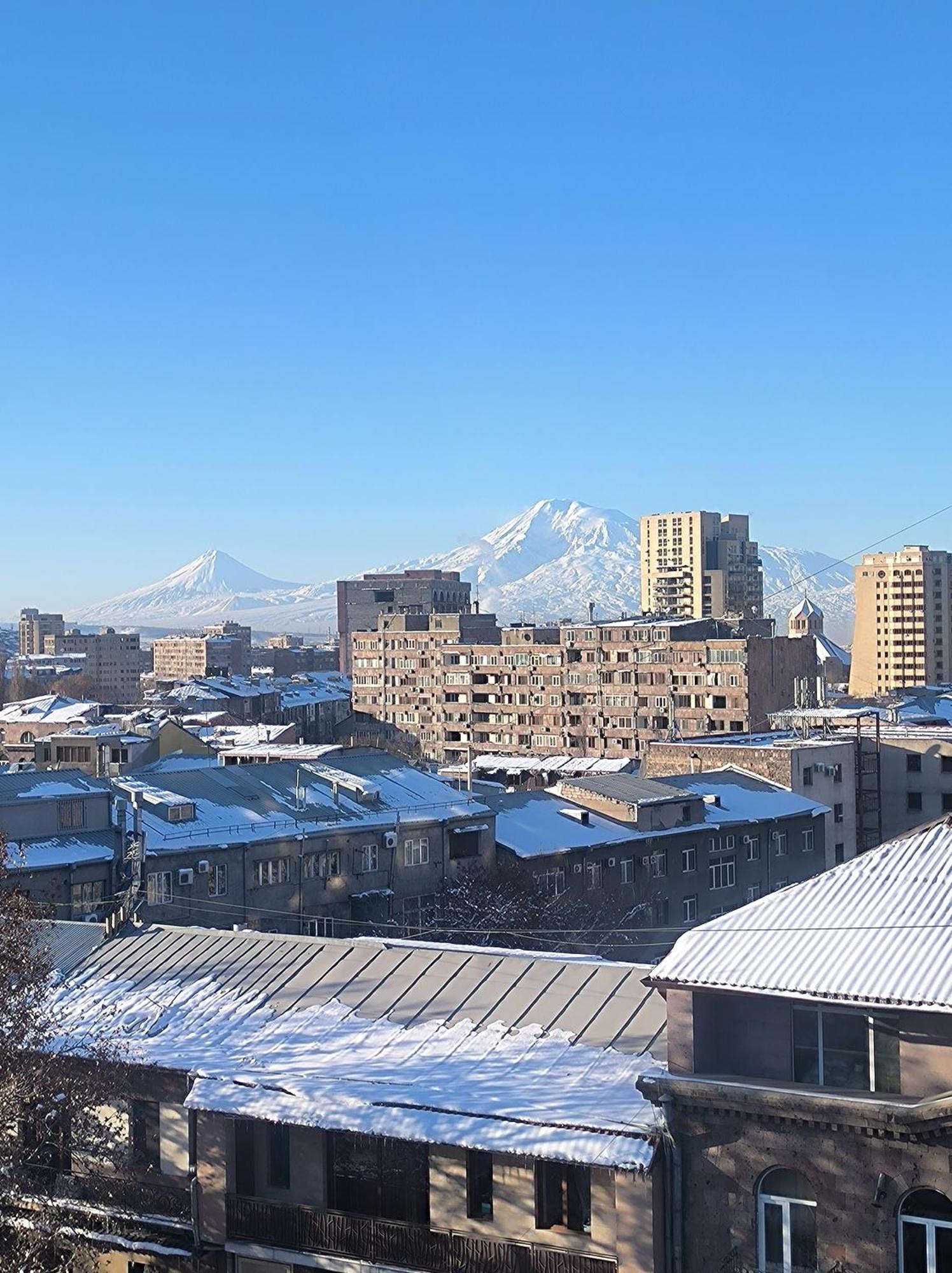 Apartment On Sayat Nova 33 Yerevan Exterior photo